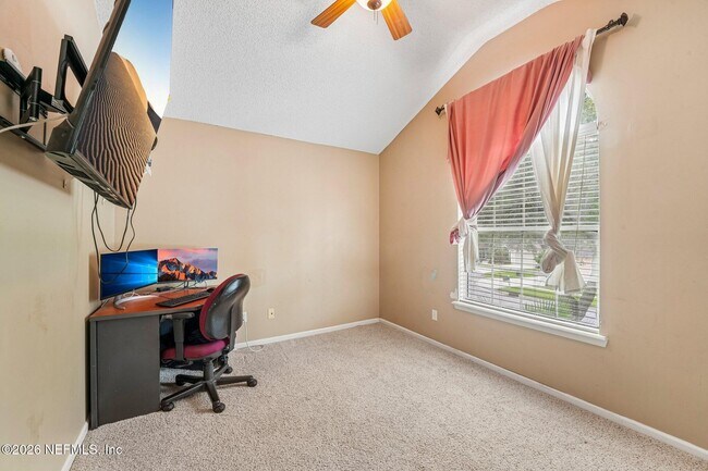 Building Photo - 1629 Sandy Springs Dr