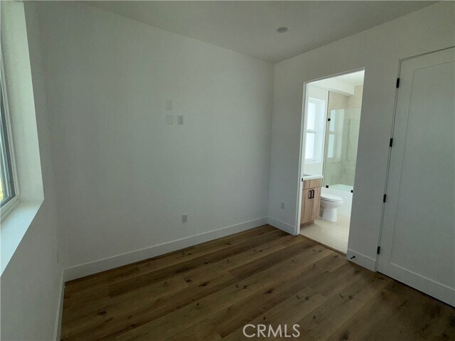 Building Photo - 5042 Laurel Canyon Blvd