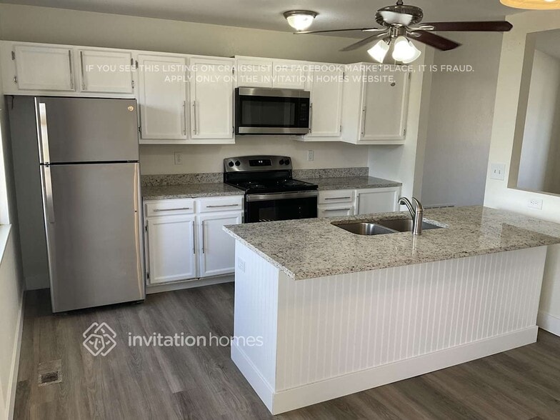 Building Photo - 5856 S Nepal Way