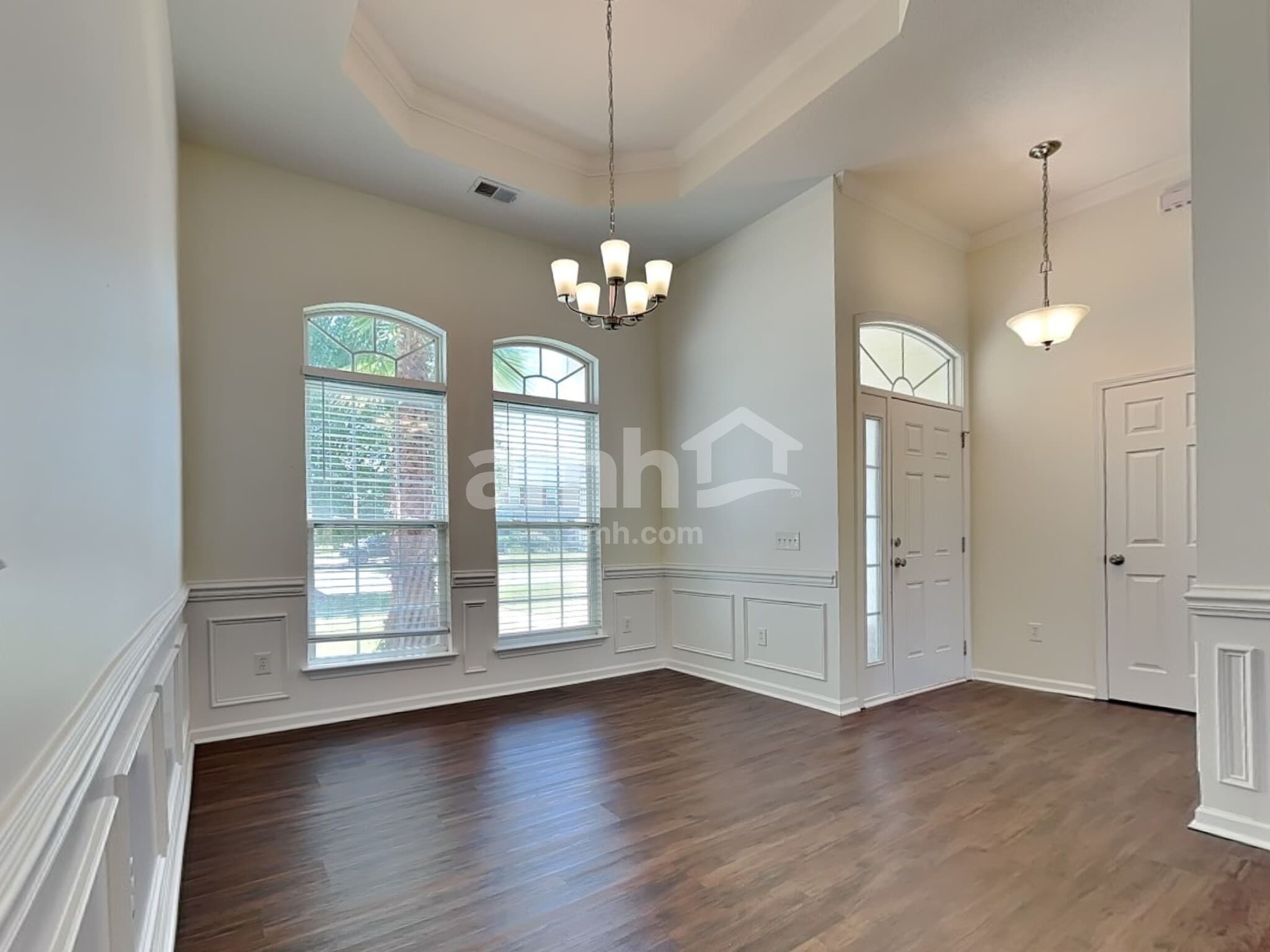 Building Photo - 632 Stonebridge Cir