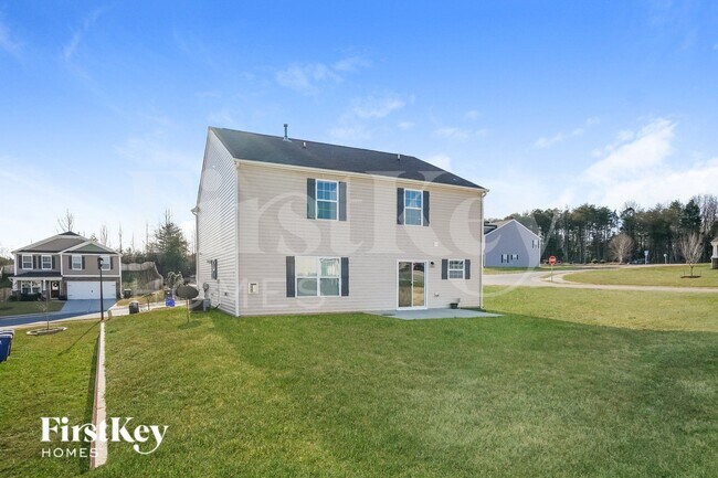 Building Photo - 1400 Glenwater Dr