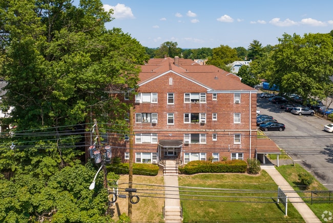 Building Photo - Edgar Gardens Apartments