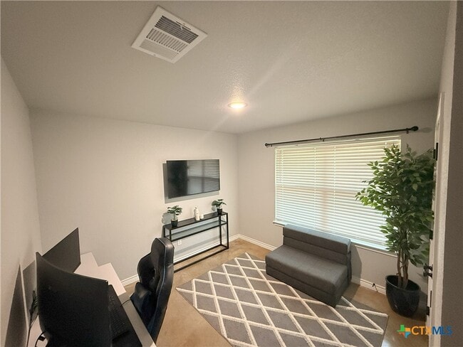 Building Photo - 741 Freedom Cir