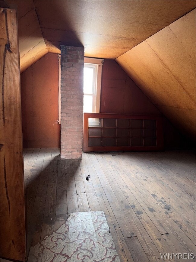 Building Photo - 1616 Walnut Ave