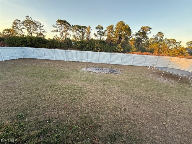 Building Photo - 2612 16th St W