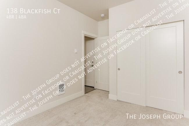 Building Photo - 138 Blackfish Ct