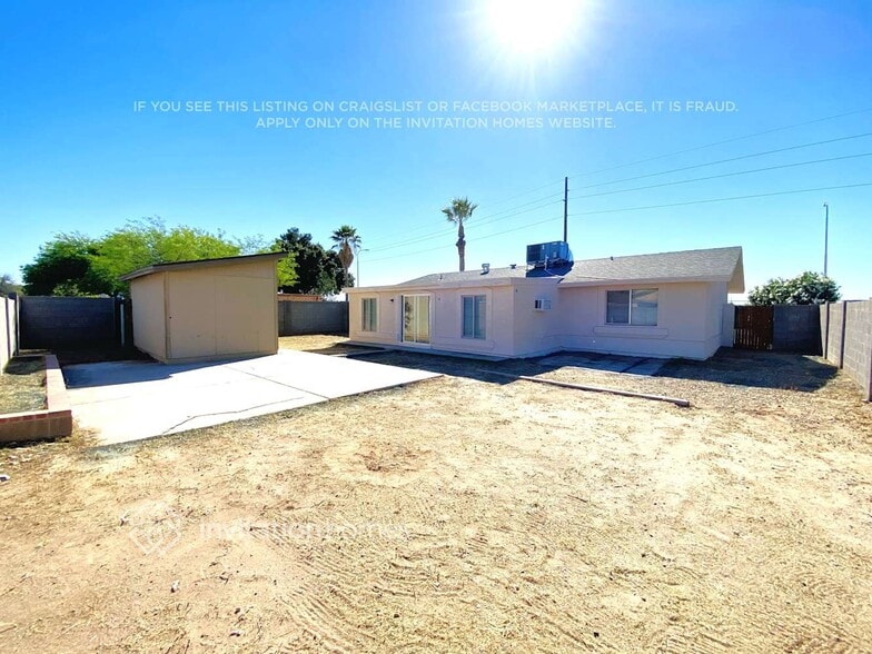 Building Photo - 99 S 94th St