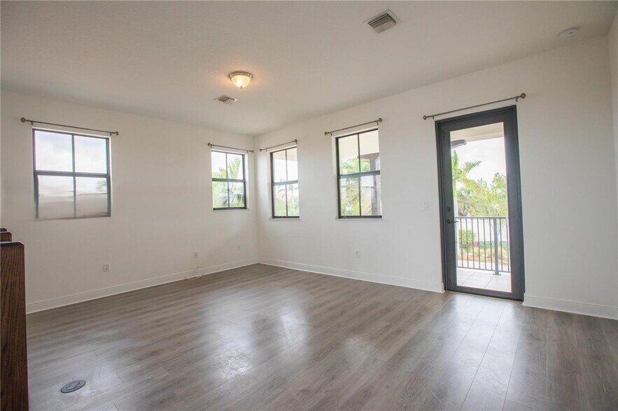 Building Photo - 3492 NW 82nd Dr