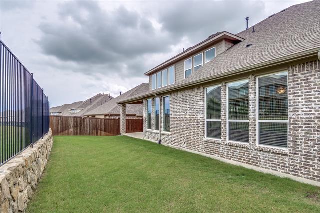 Building Photo - 513 Montrose Dr