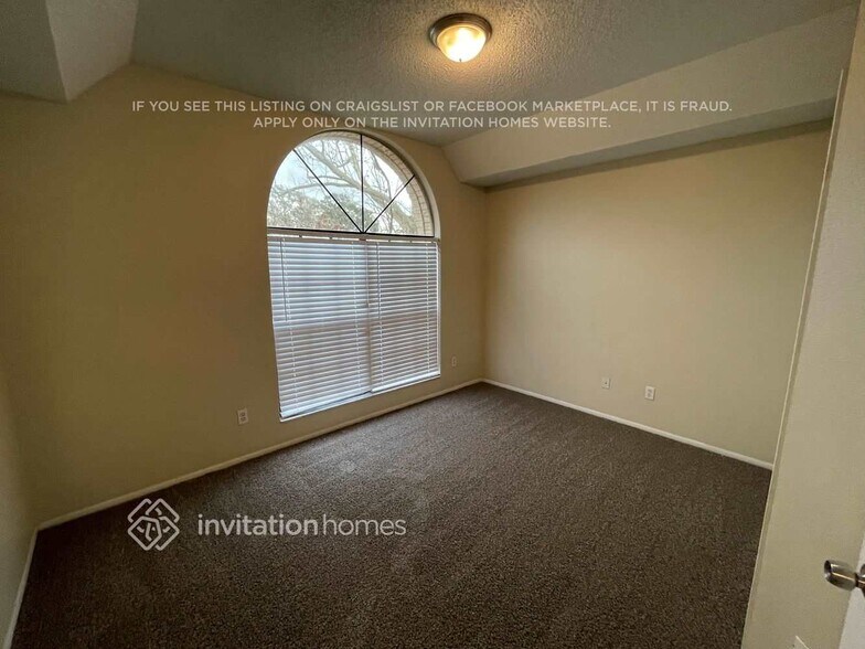 Building Photo - 13312 Kearney Way