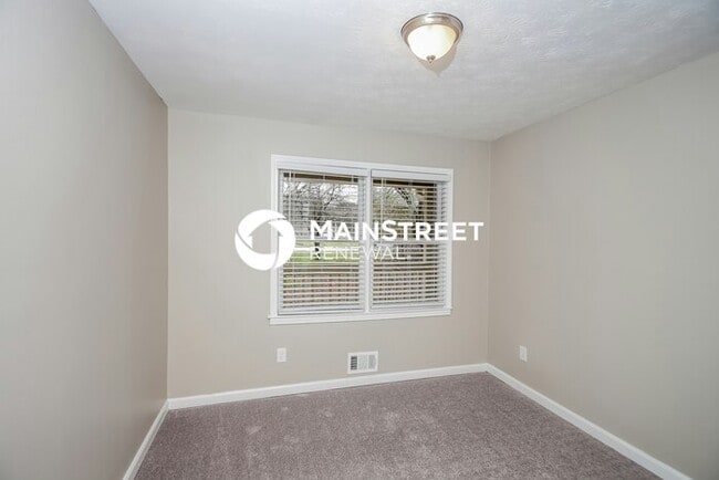 Building Photo - 3 Bedroom Pet-Friendly Home in Powder Springs, GA with Main Street Renewal