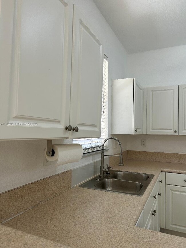 Building Photo - 12856 SW 132nd Terrace