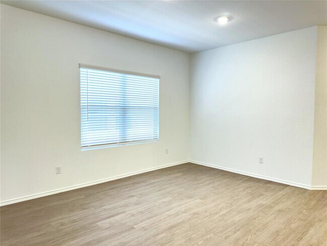 Building Photo - 150 Cibolo Crk Lp