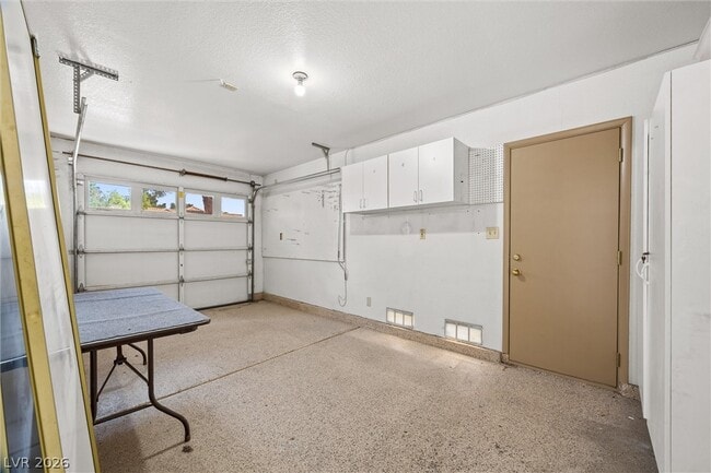 Building Photo - 360 Humboldt North Dr