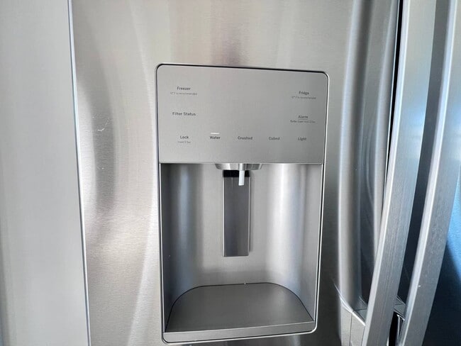 Building Photo - 1988 Rosedale Rdg Ave