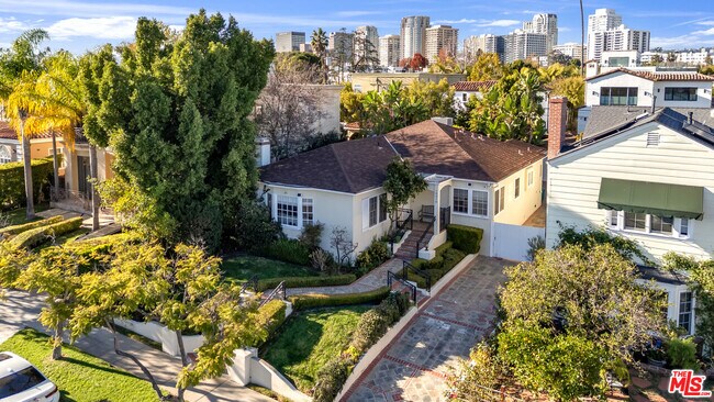 Building Photo - 10575 Holman Ave