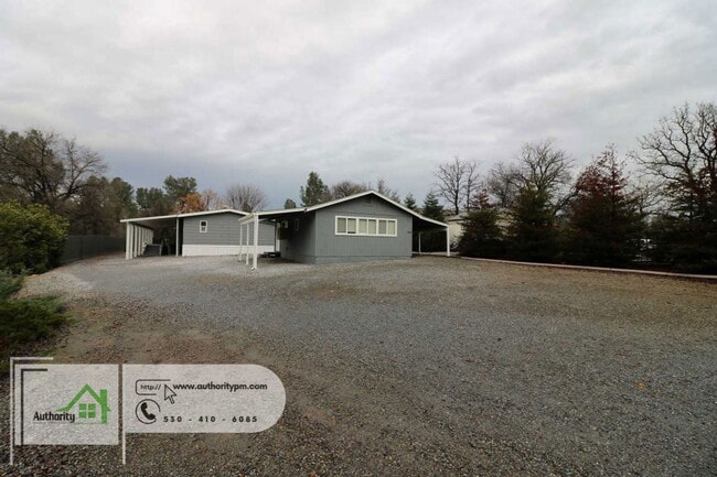 Building Photo - 16624 Power Line Rd
