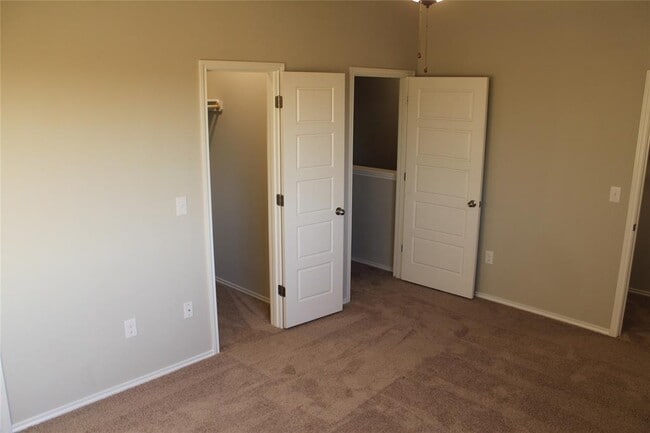 Building Photo - 1220 Garland Rd