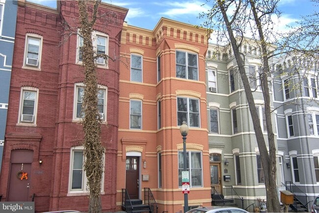 Building Photo - 1310 Riggs St NW