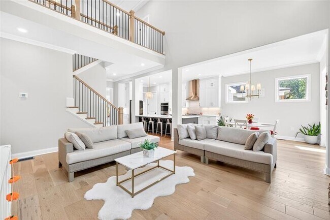 Building Photo - 345 Wiman Park Ln