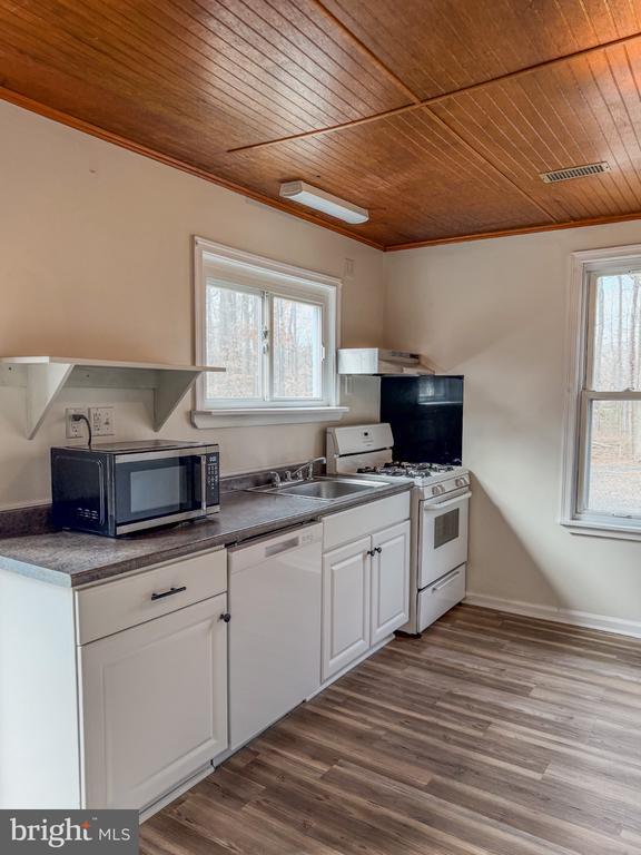 Building Photo - 22801 Booker Washington Ave