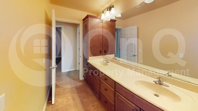 Building Photo - 9398 E Desert Milkweed Ct