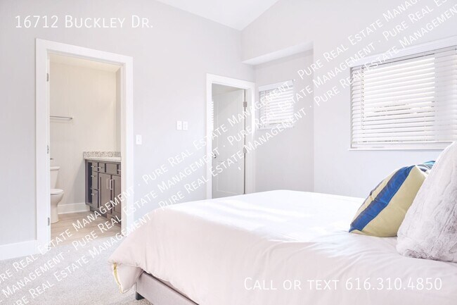 Building Photo - 16712 Buckley Dr