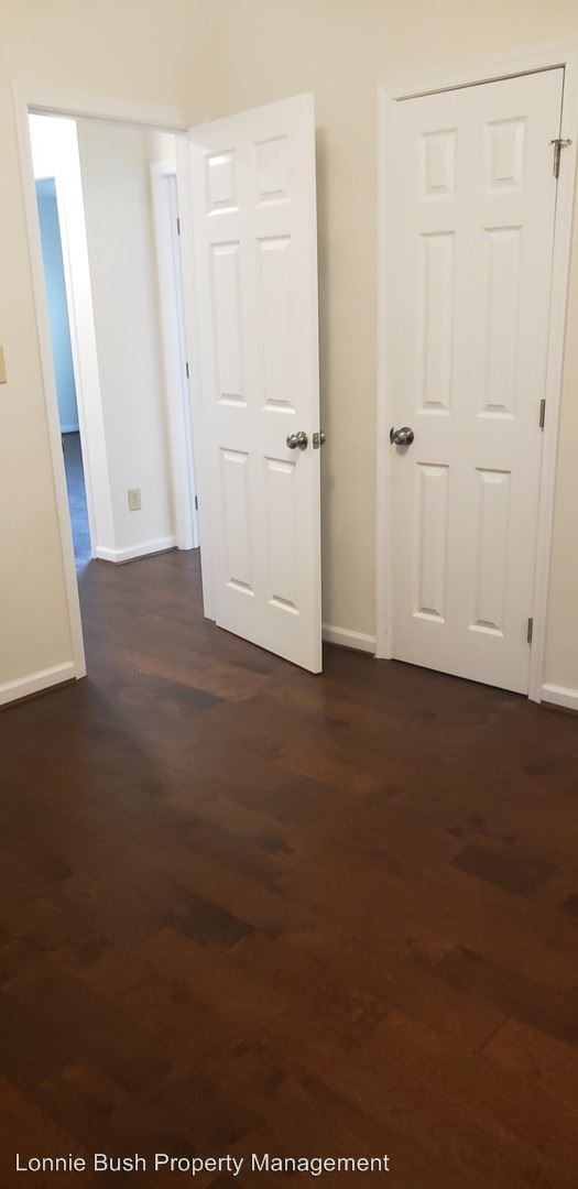 Building Photo - 3 br, 1 bath House - 6930 Riddick St