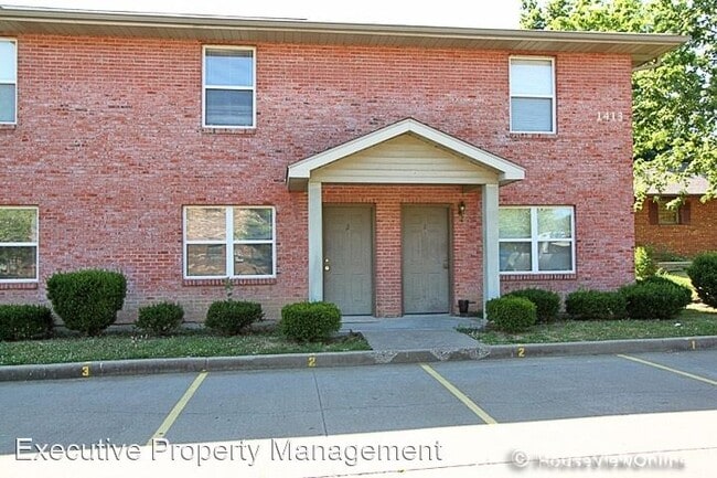 Primary Photo - 1413 Brookshire Rd