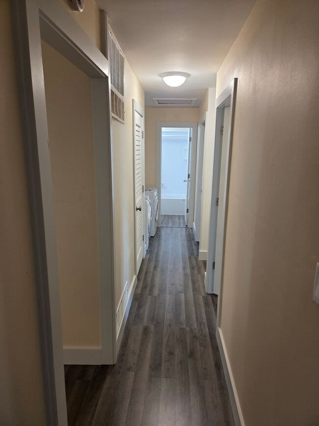 Building Photo - 21836 Orion Ave