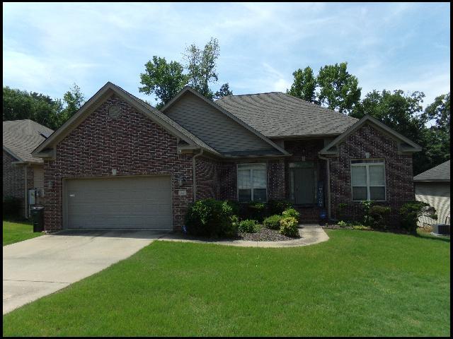 Building Photo - 37 Woodridge Dr