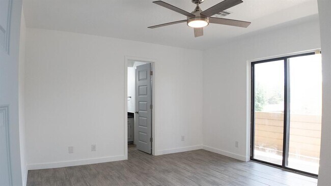 Building Photo - 14411 N Pennsylvania Ave