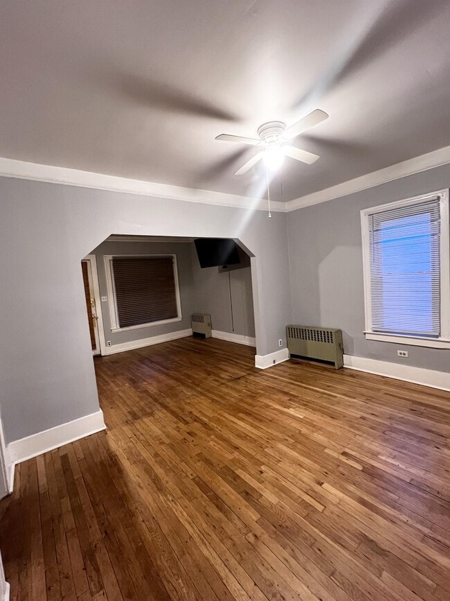 Building Photo - 17860 Glendale St