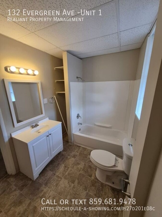 Building Photo - 132 Evergreen Ave