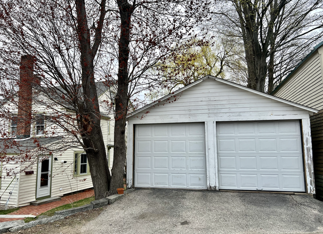 2 car Garage - 12 Exeter Rd