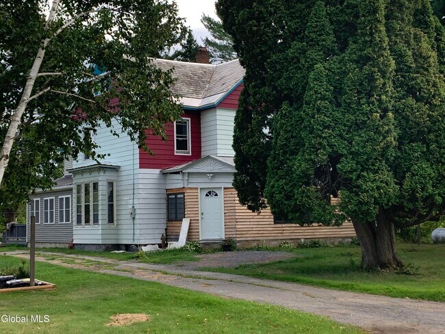 Building Photo - 260 Clark Rd