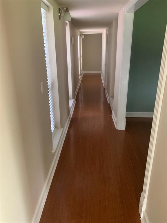 Building Photo - 110 Seminole Cove