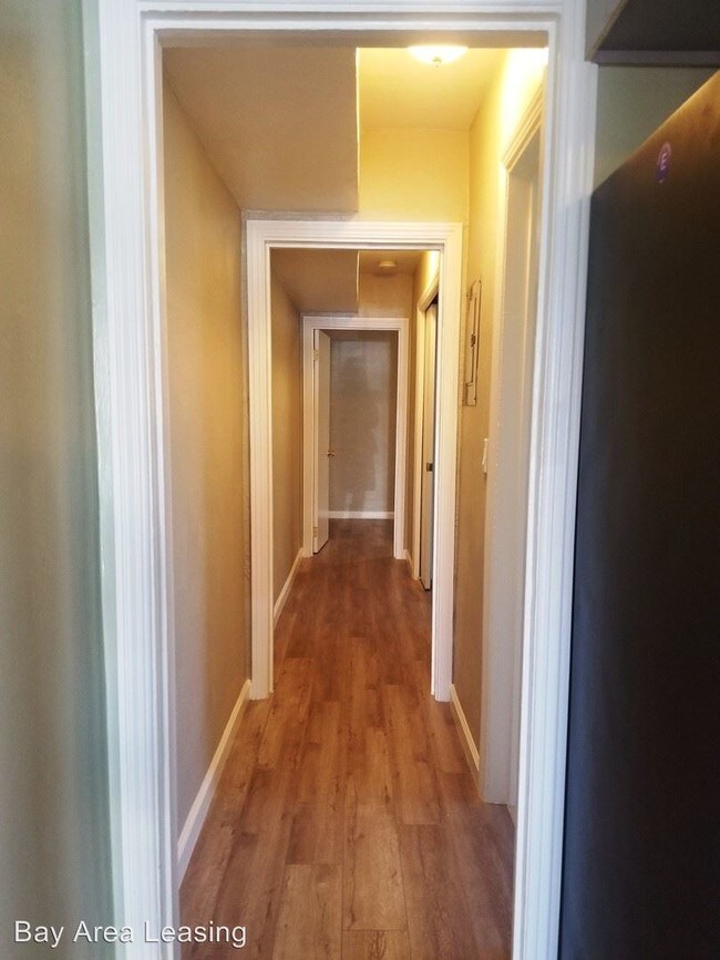 Building Photo - 1239 30th St