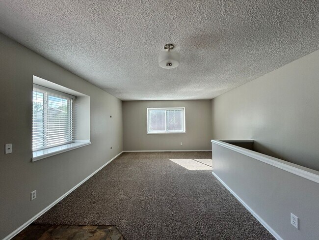 Building Photo - Spacious 3BR Duplex w/ Garage, Workshop, Large Backyard & Patio