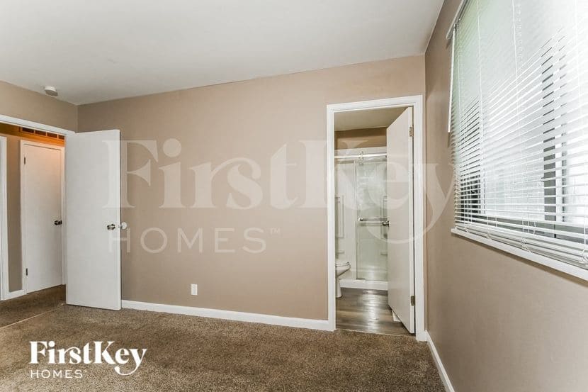 Building Photo - 3574 Norberg Dr