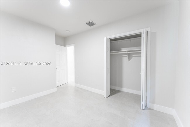 Building Photo - 10825 SW 221st St Rd