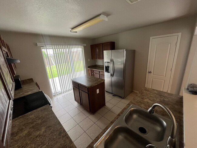 Building Photo - 21335 Finbury Oaks Ln
