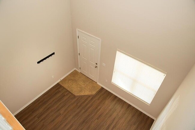 Building Photo - 1514 Bentley Cir