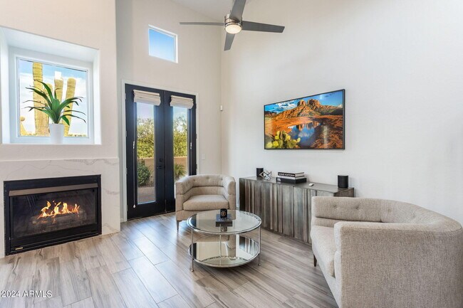 Building Photo - 28990 N White Feather Ln
