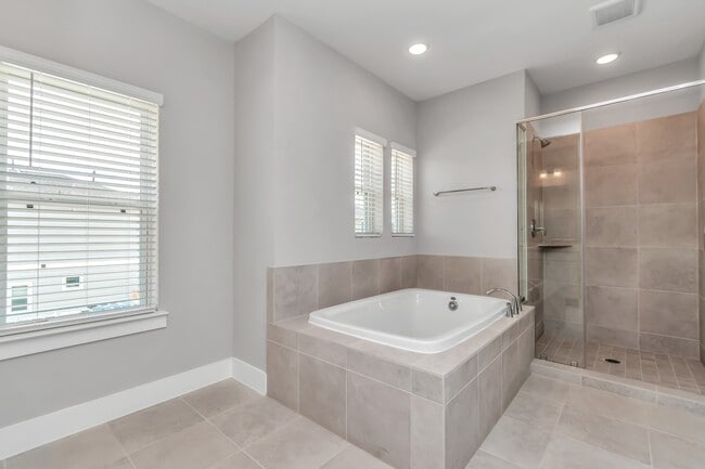 Building Photo - 1417 Northern Brewer Trl