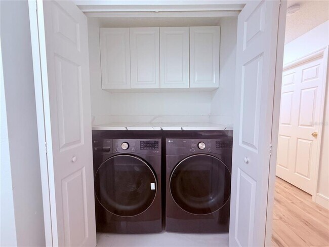 Building Photo - 4309 Winding River Way