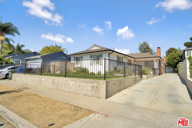 Building Photo - 4214 Ince Blvd