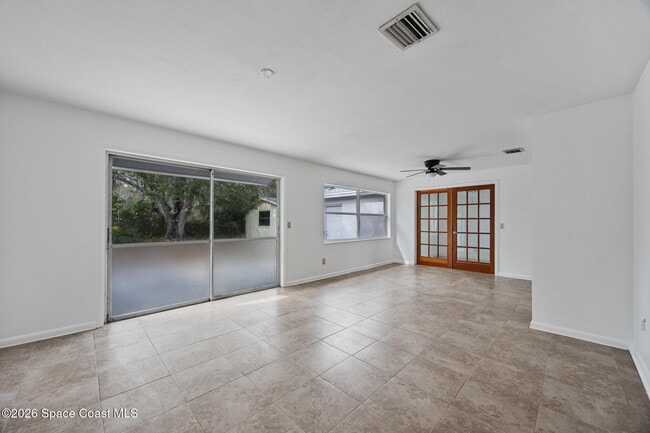 Building Photo - 5320 Sandra Dr