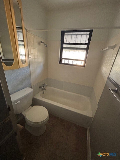 Building Photo - 1201 Greenwood Ave