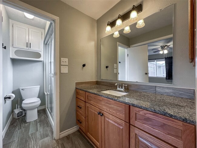 Building Photo - 2706 Orion Dr